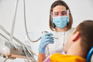 is air polishing safe for teeth and gums